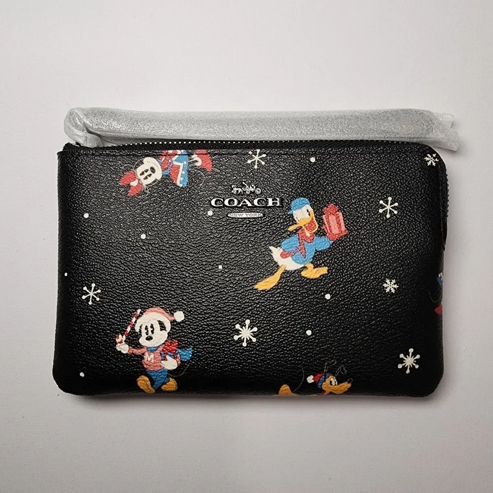NWT Coach CN031 Disney Corner Zip Wristlet Holiday Minnie Mickey Daffy Pluto